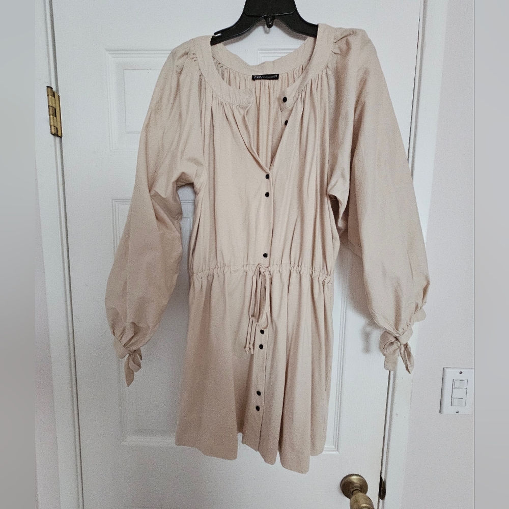 Zara Adjustable Waist puff sleeve top L